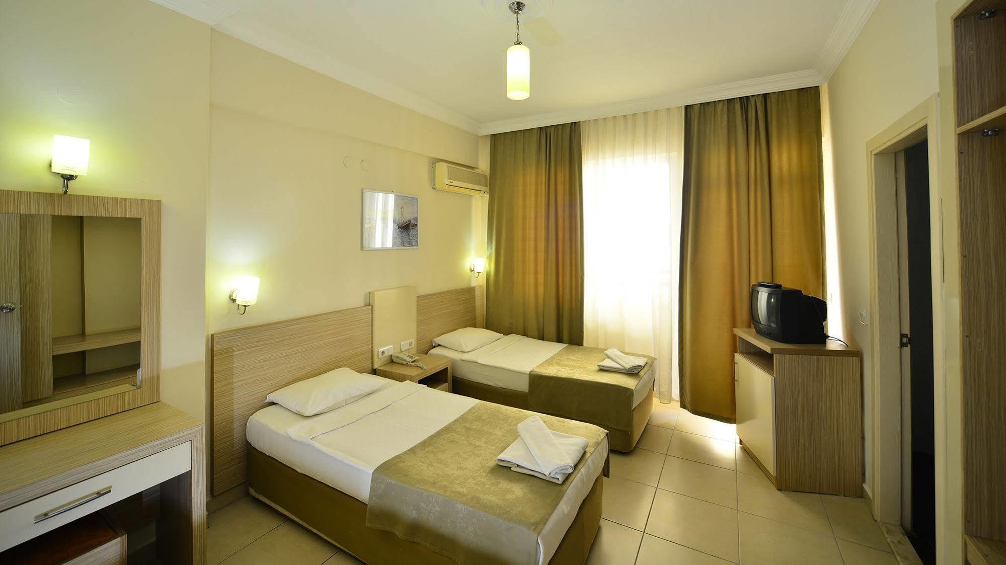Prince Apart & Hotel Alanya Esterno foto